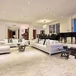 Mont Bleu Luxury Villa