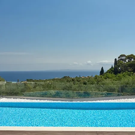 Mont Bleu Luxury Вилла Закинтос