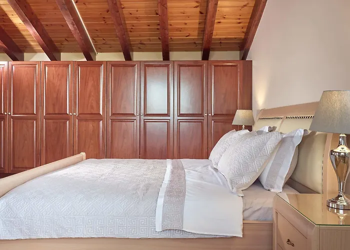 וילה Mont Bleu Luxury *